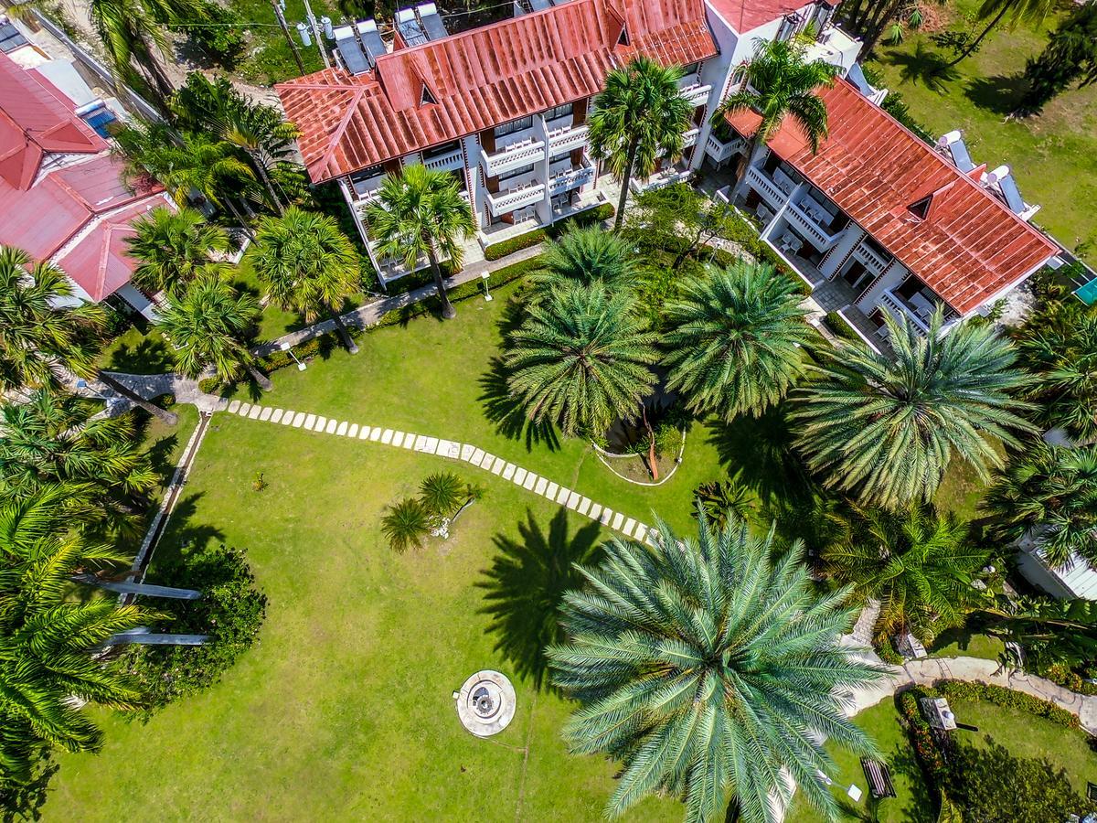 Moulin Sur Mer Beach Resort Montrouis Kültér fotó