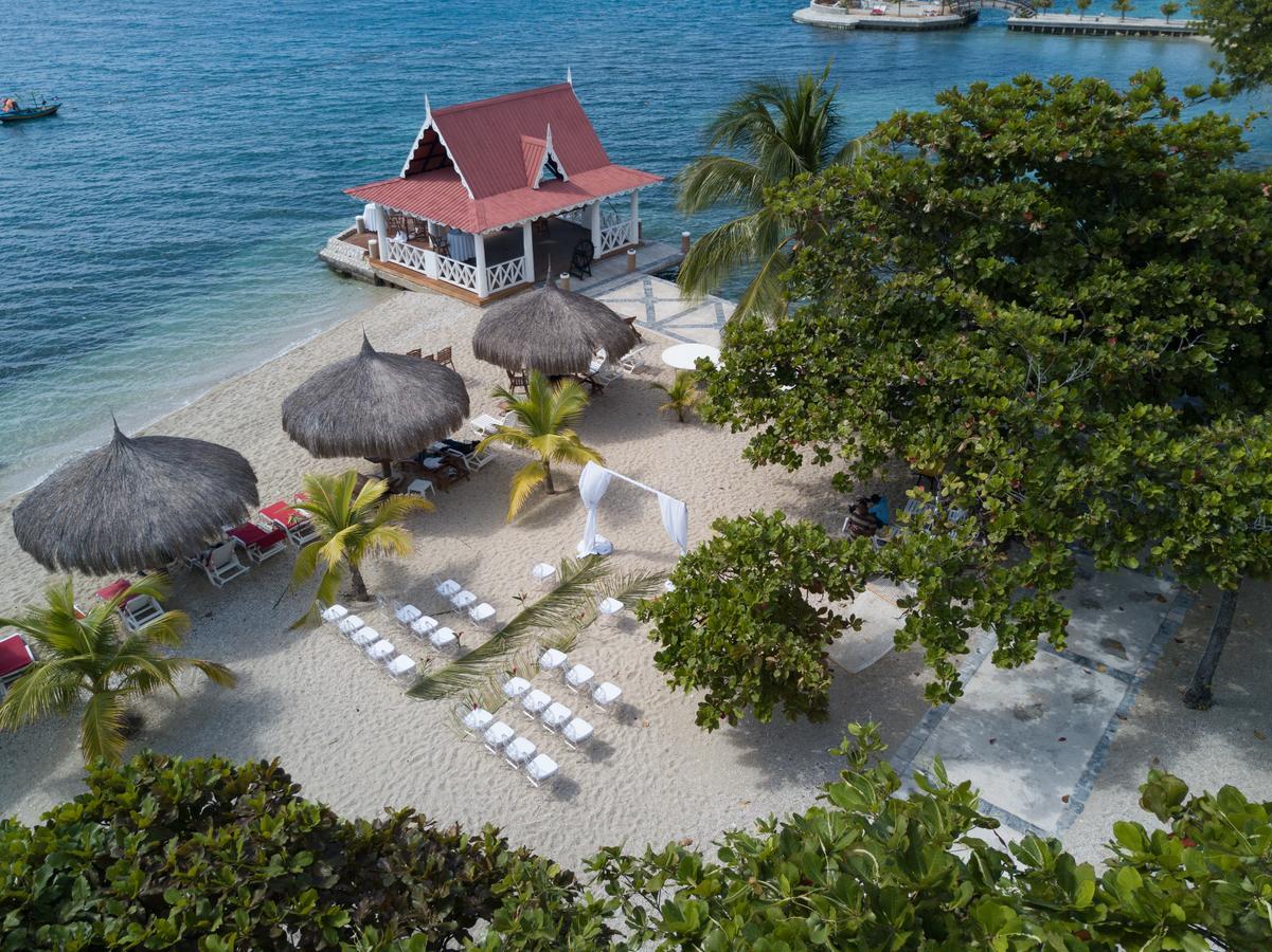 Moulin Sur Mer Beach Resort Montrouis Kültér fotó